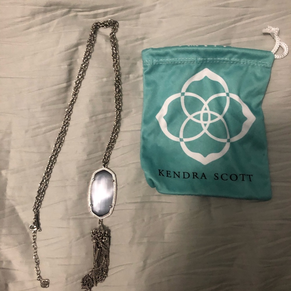 Kendra scott necklace